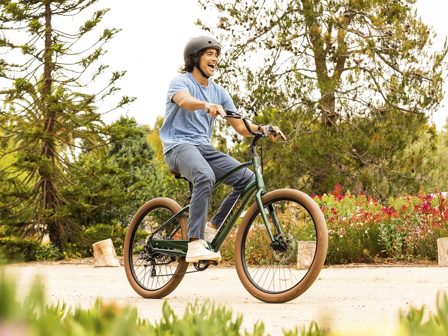 Men's E-bike Electra Townie GO! 7D EQ Step Over Evergreen Metallic