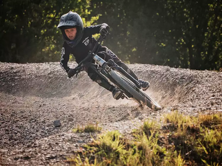 Детский велосипед Early Rider Hellion X24 Raw Aluminium 24
