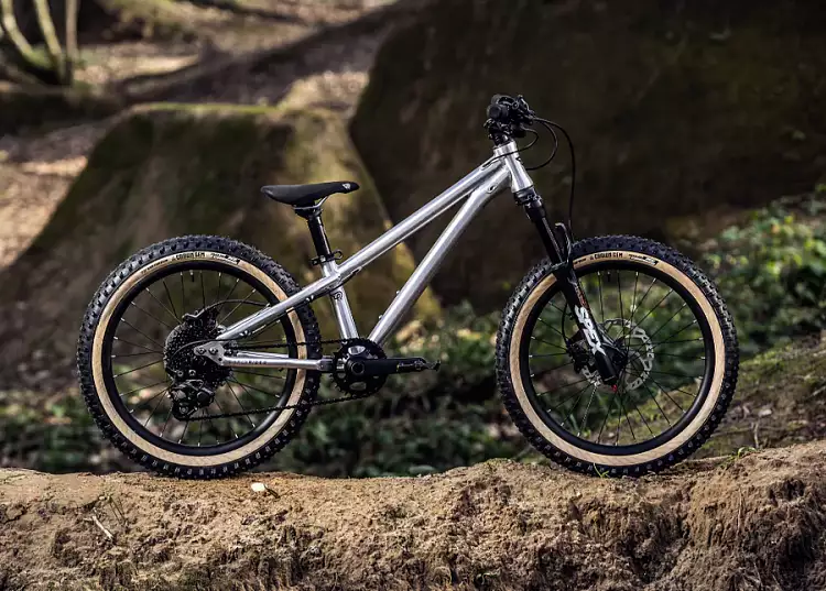 Детский велосипед Early Rider Hellion Electric Purple 20