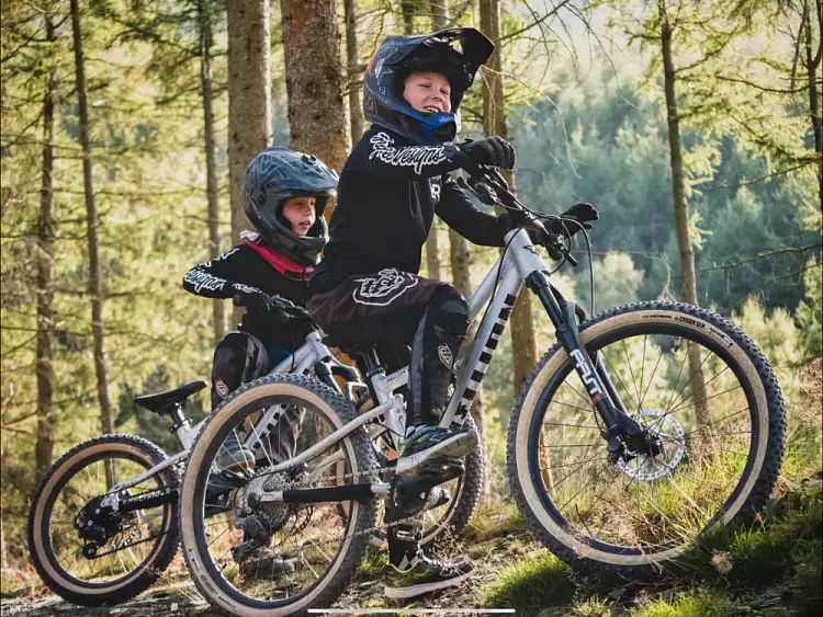 Детский велосипед Early Rider Hellion X24 Raw Aluminium 24
