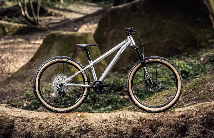 Детский велосипед Early Rider Hellion Electric Purple 24